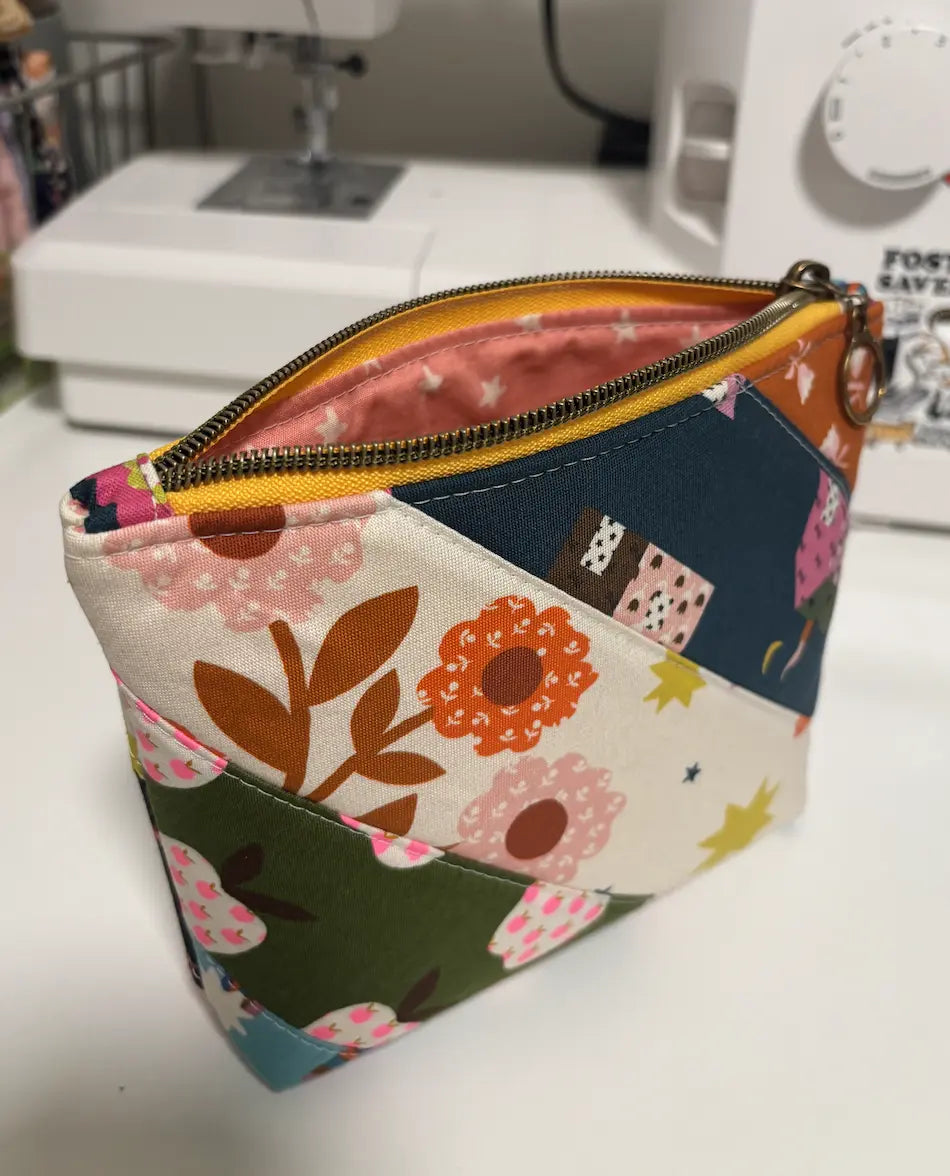 Small Quilted Zipper Pouch | Makeup or Travel Pouch