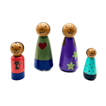 Two mom family wooden peg doll set
