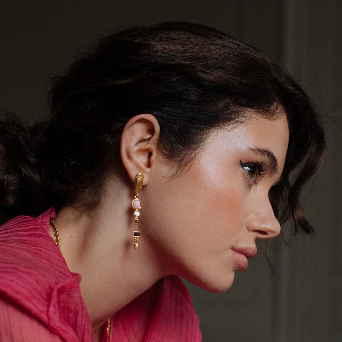 Gold flower earrings handmade in Portugal, online, on model