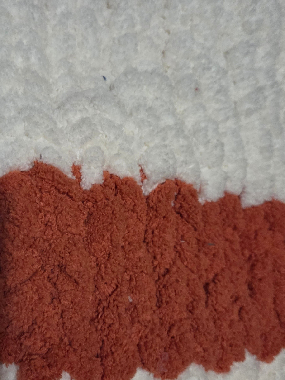 Ivory/Rust - (40x60in)