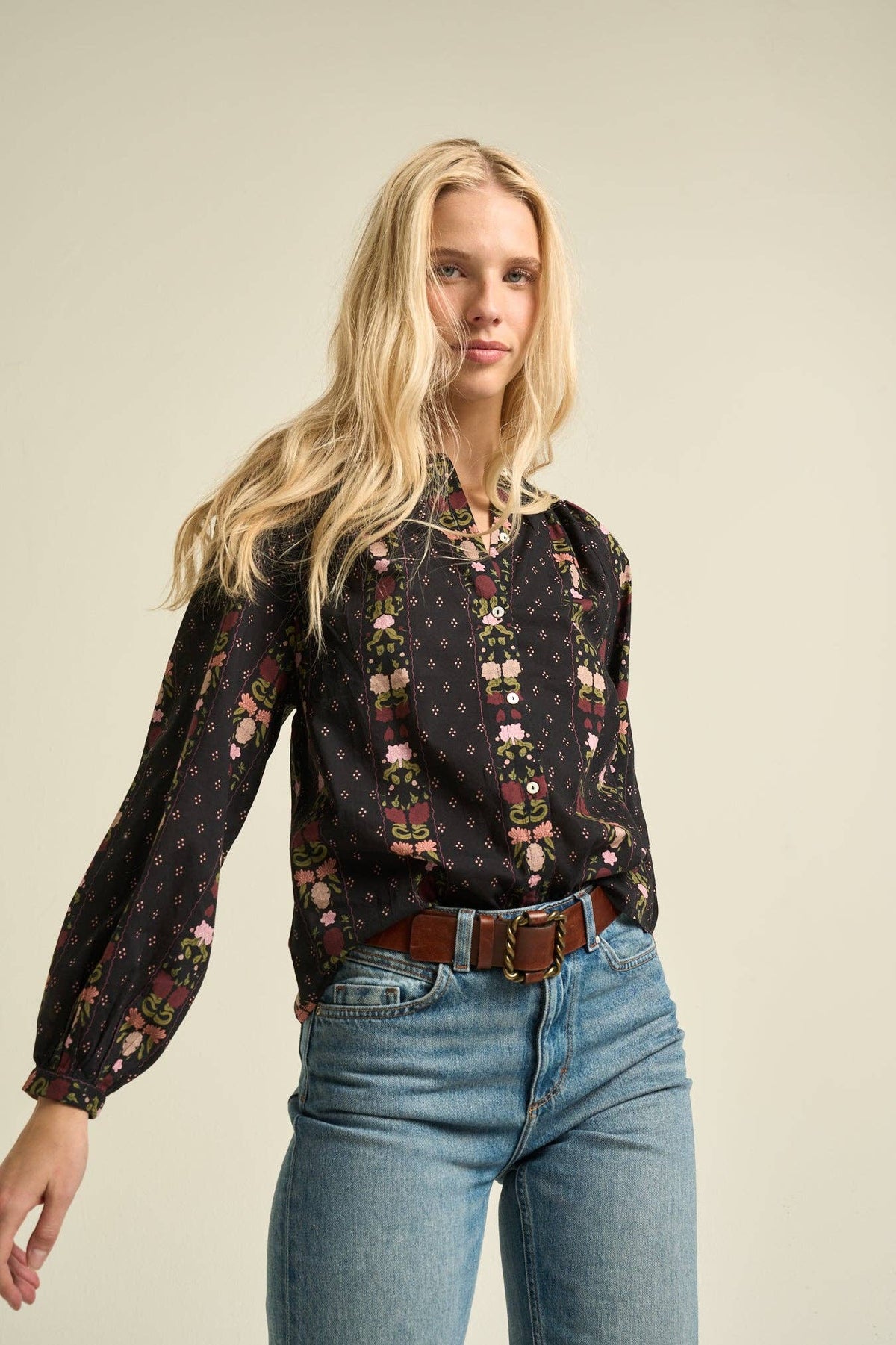 Sonmer Kelly Blouse — Black