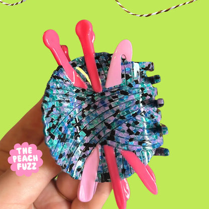Combined Knitting &amp; Crochet Needle Hair Claw