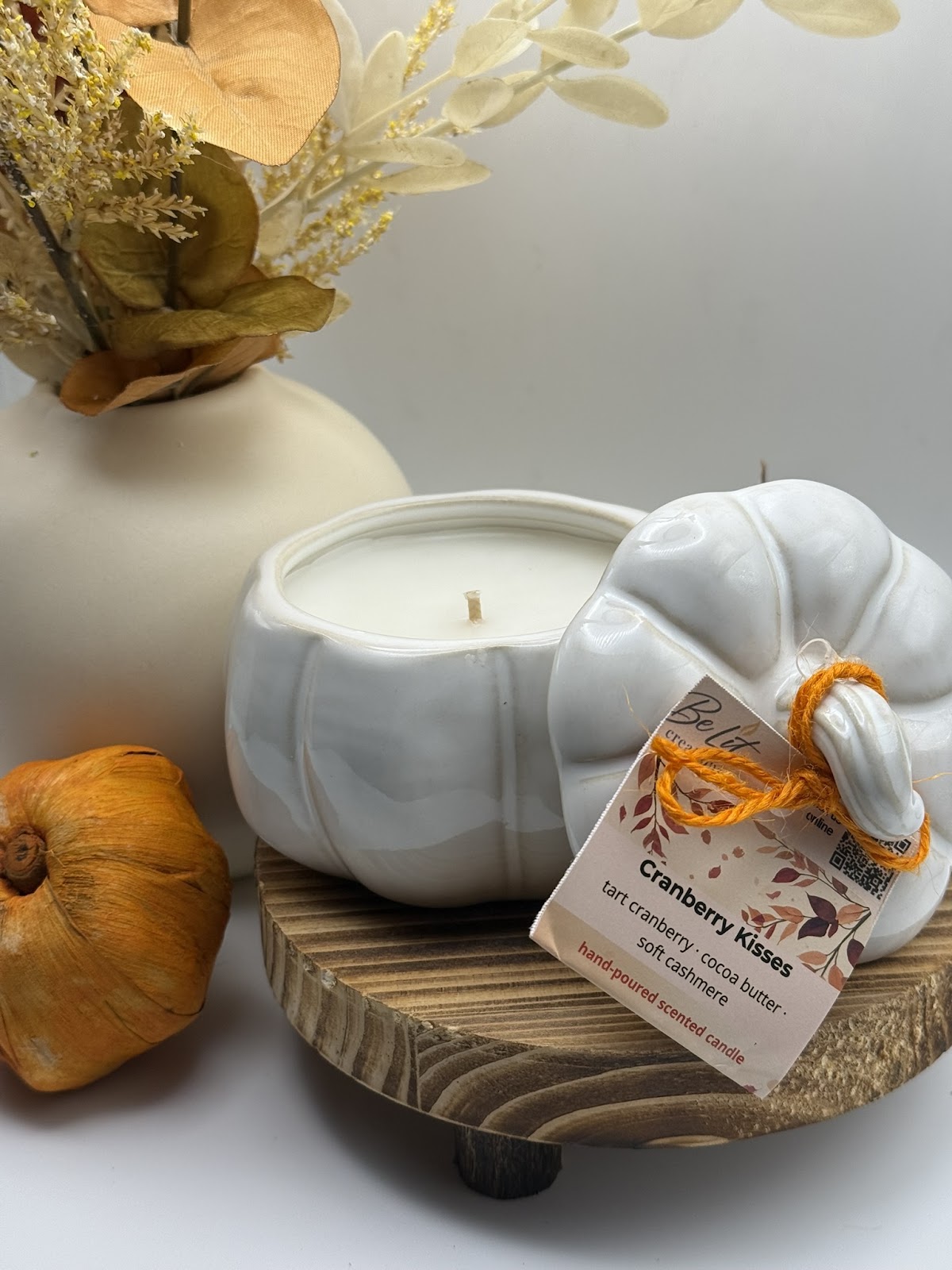 Cranberry Kisses Candle | Cranberry + Apple | 10 oz