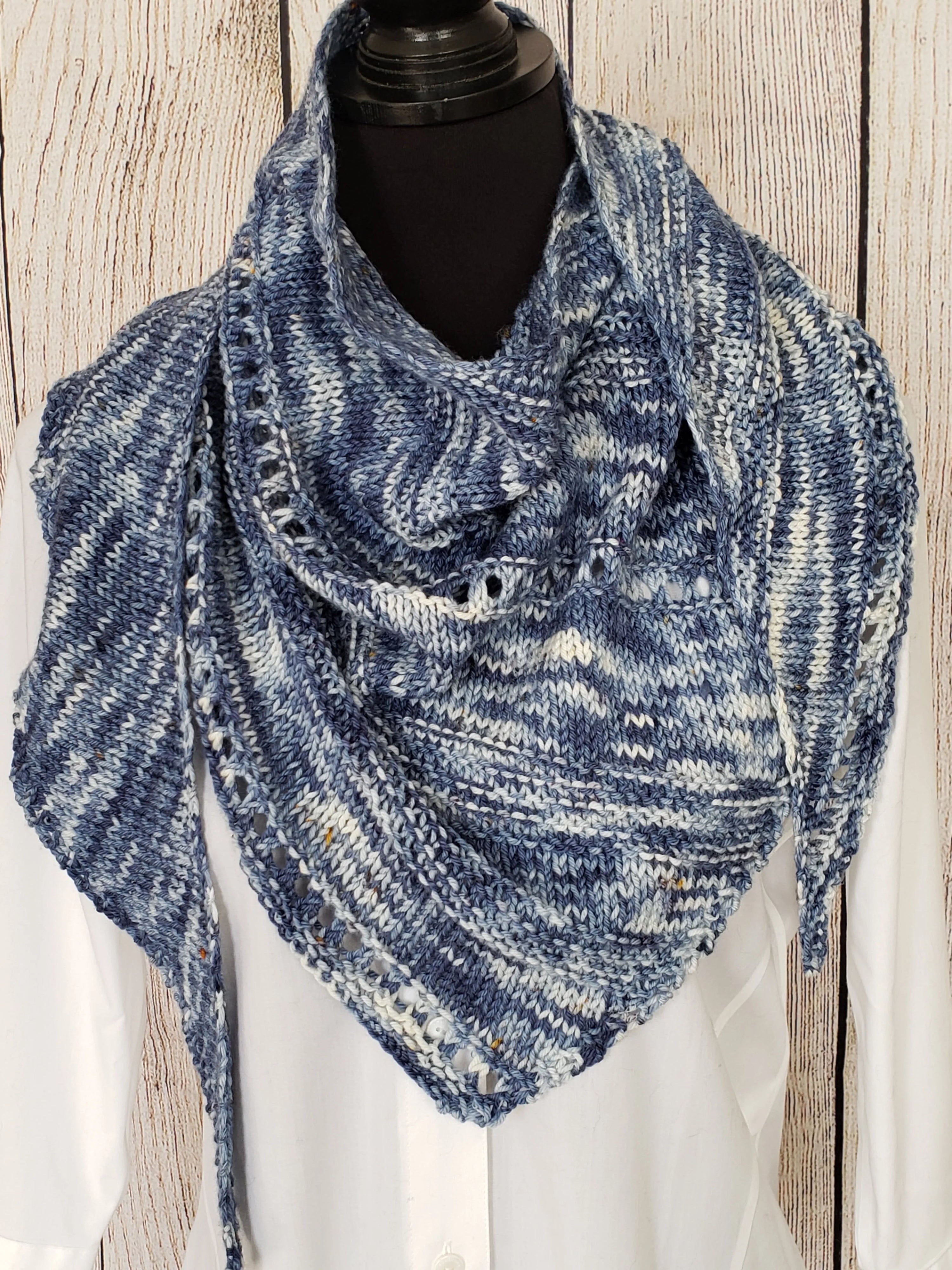 TV Knitting Scarf - Shawl