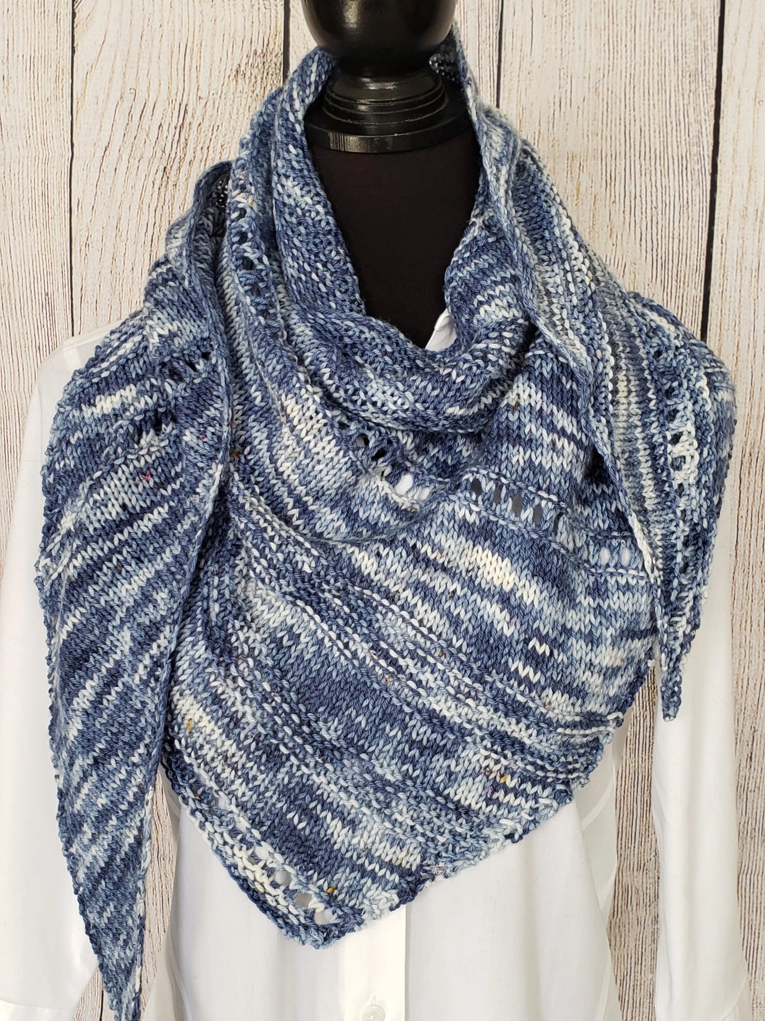 TV Knitting Scarf - Shawl
