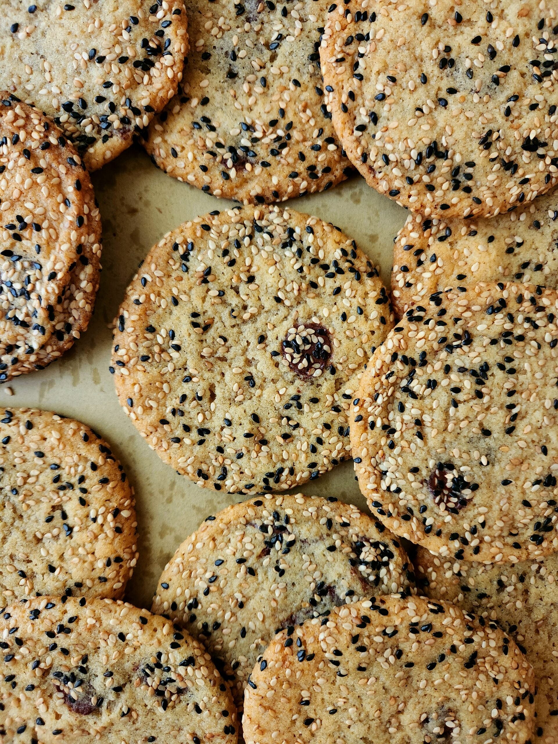 Sesame Tahini cookie with dark chocolate and sea salt - 1 dozen