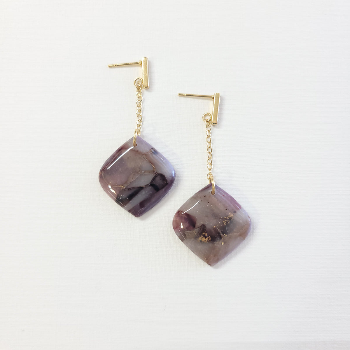 Maroon Agate Pointed Drop