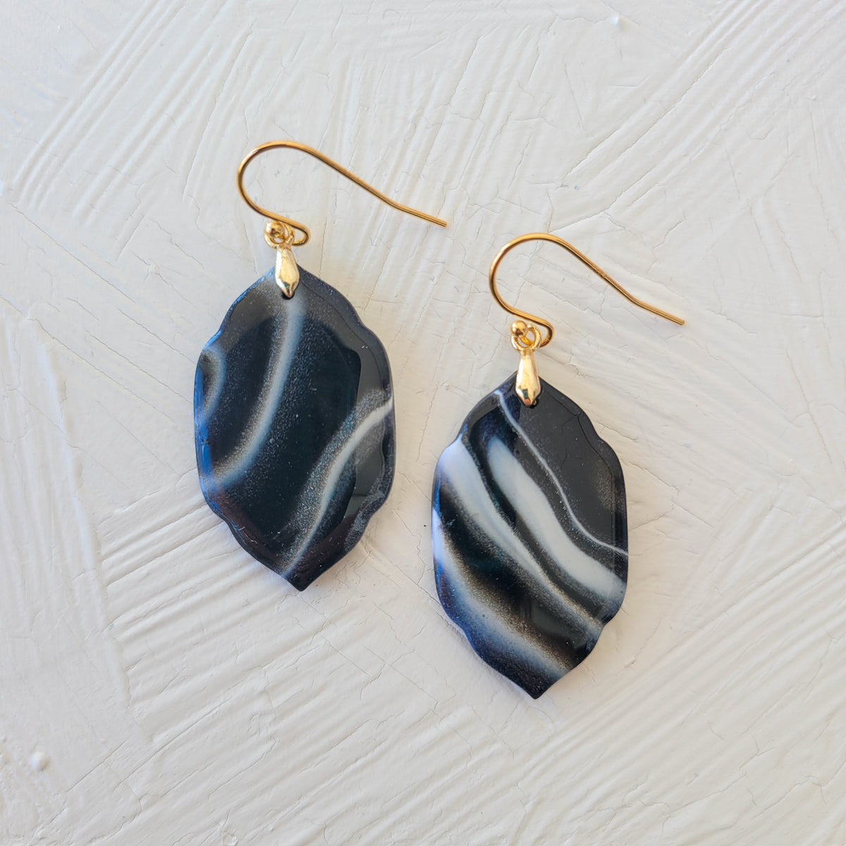 B/W Striped Pendant
