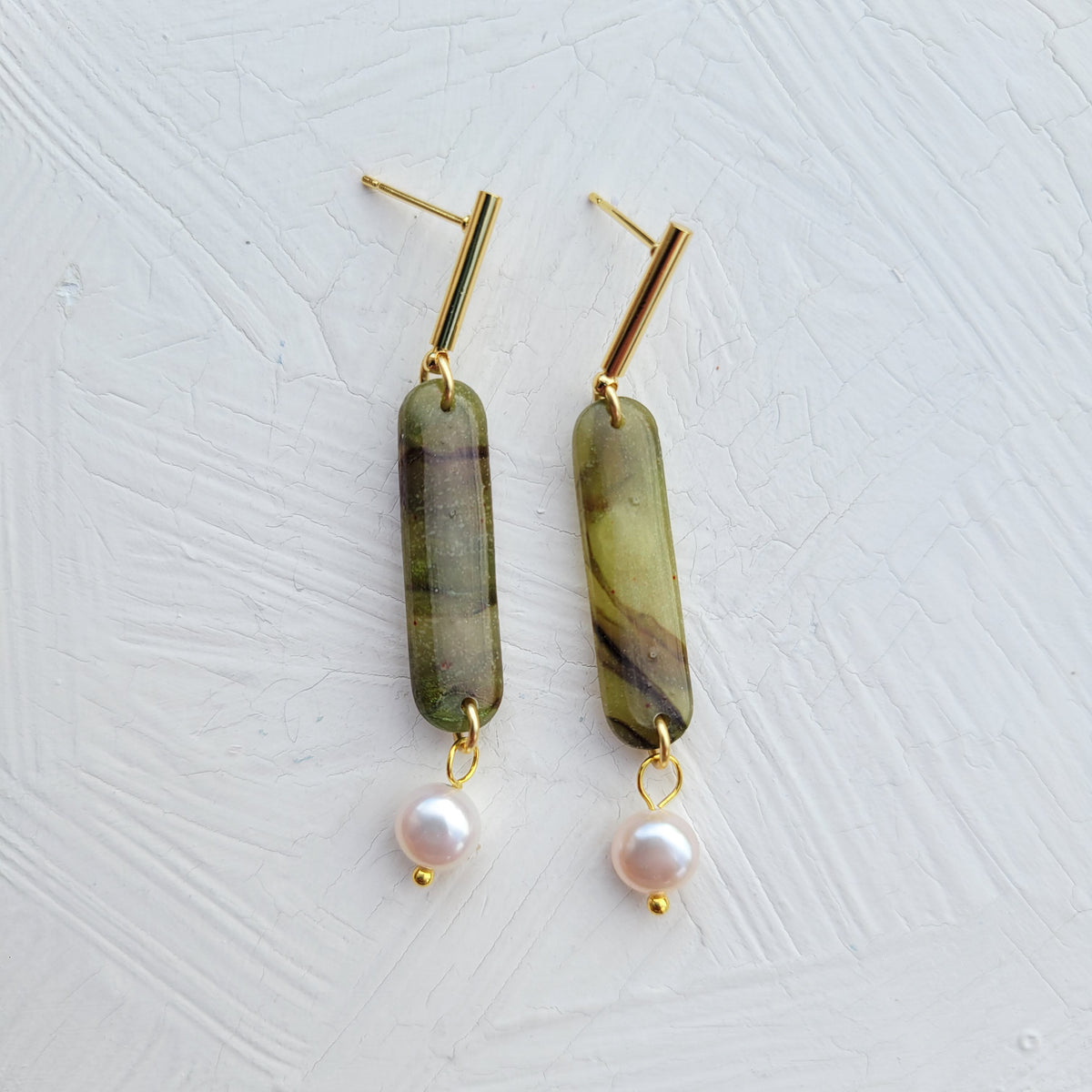 Olive Green Pearl Line