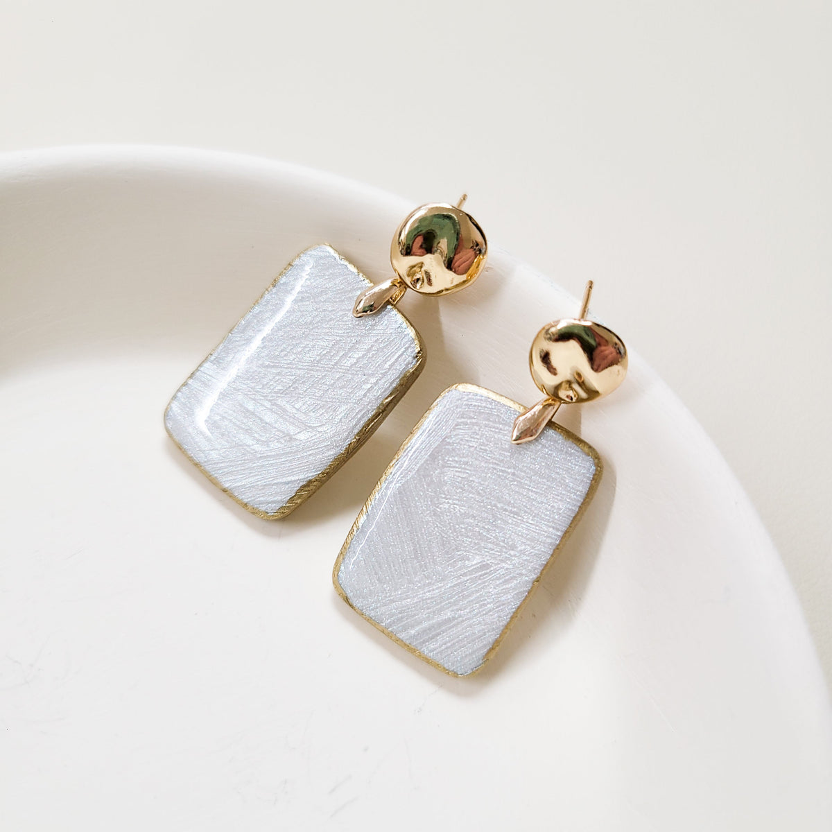 Textured Pearl Rectangle