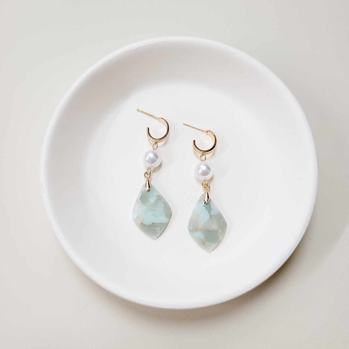 Sage Mini Teardrop/Pearl