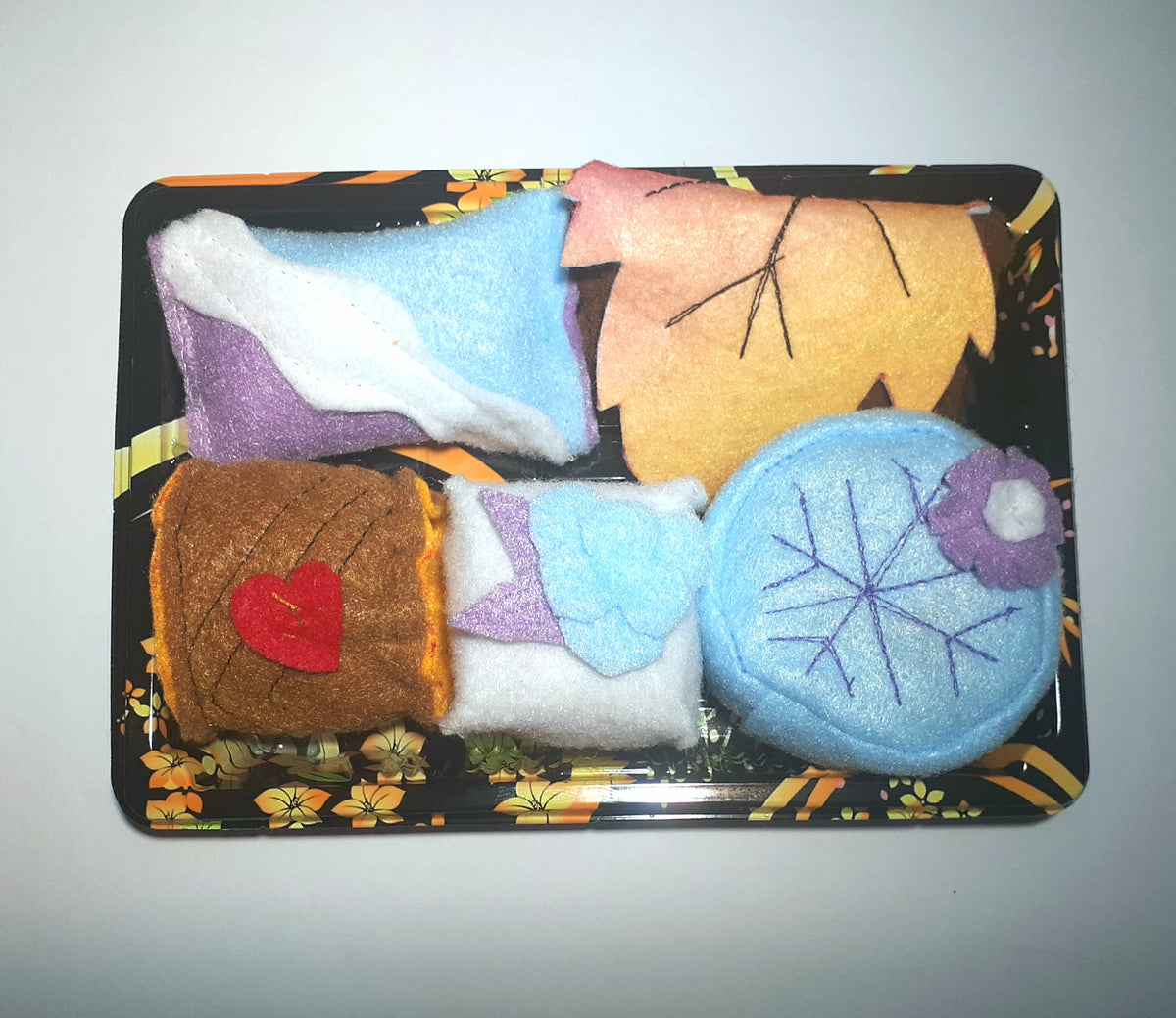 Wagashi Cat Toys 5pk (Fall/Winter)