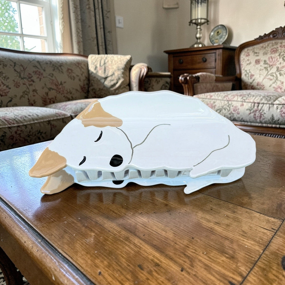 Sleeping Beauty Dog Hair Claw