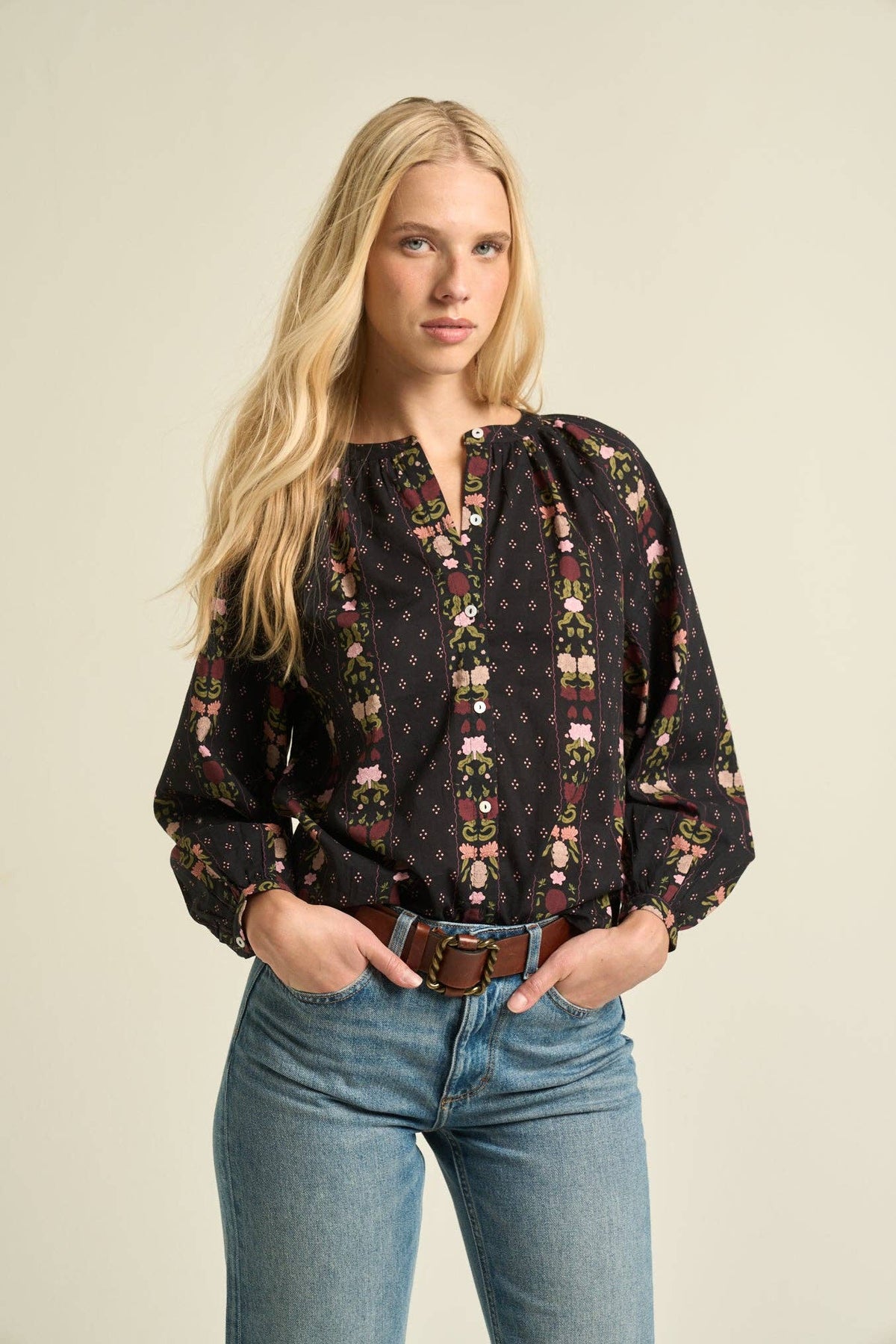 Sonmer Kelly Blouse — Black
