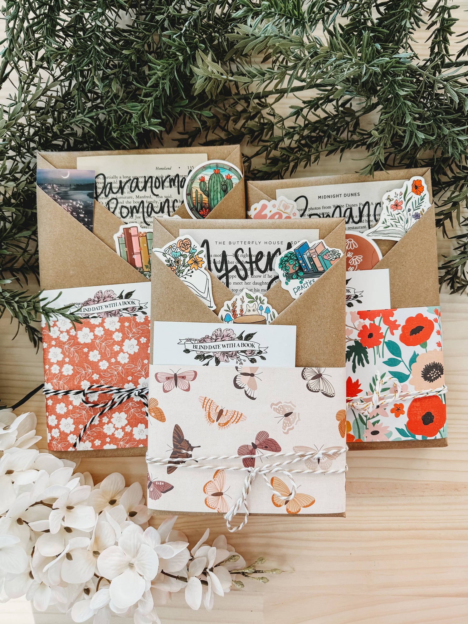 Blind Date with a Book – Mystery Romance + Gifts
