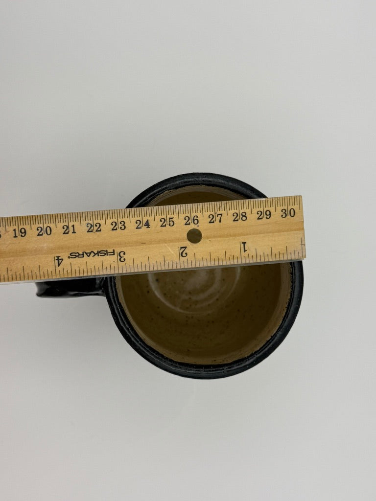 RESISTANCE MUG