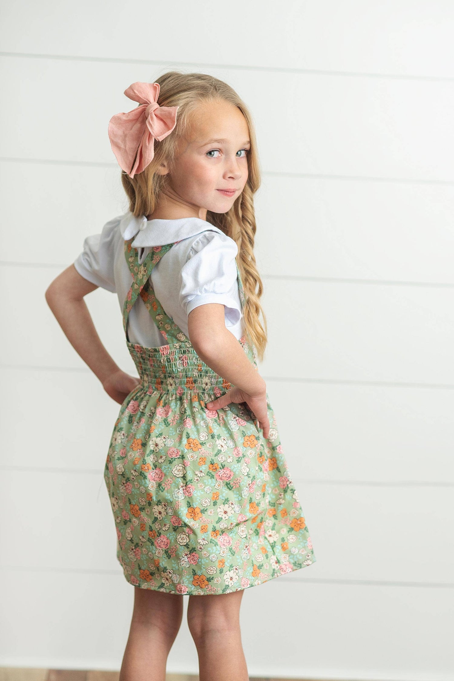 Kids Sage &amp; White Floral Jumper Skirt Easter Collar Set