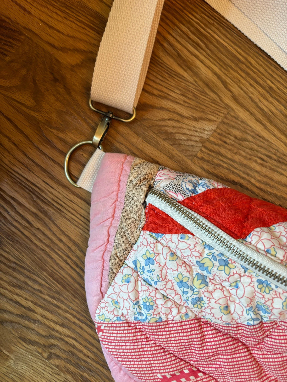 Quilted crossbody bag