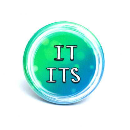 It/its pronoun buttons