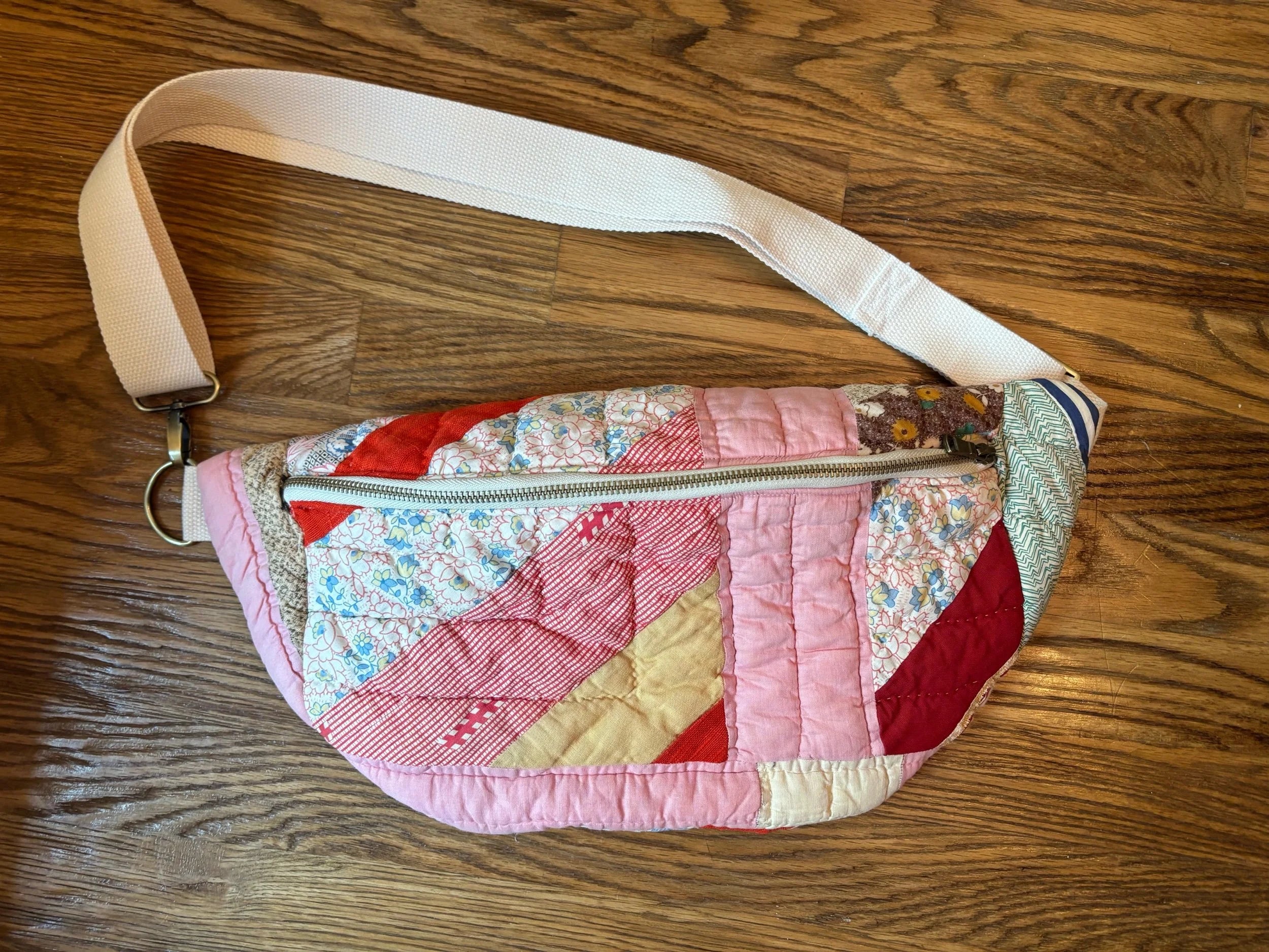 Quilted crossbody bag
