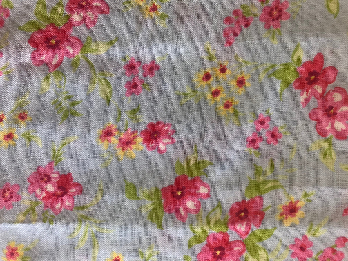 Petit Floral Fabric Odd Cut