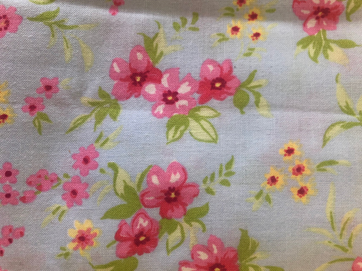 Petit Floral Fabric Odd Cut