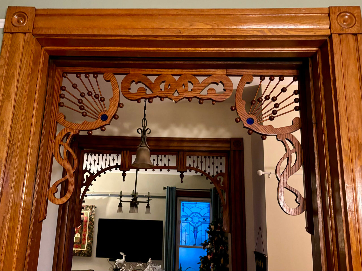 Art Nouveau Victorian Corner Fan Set