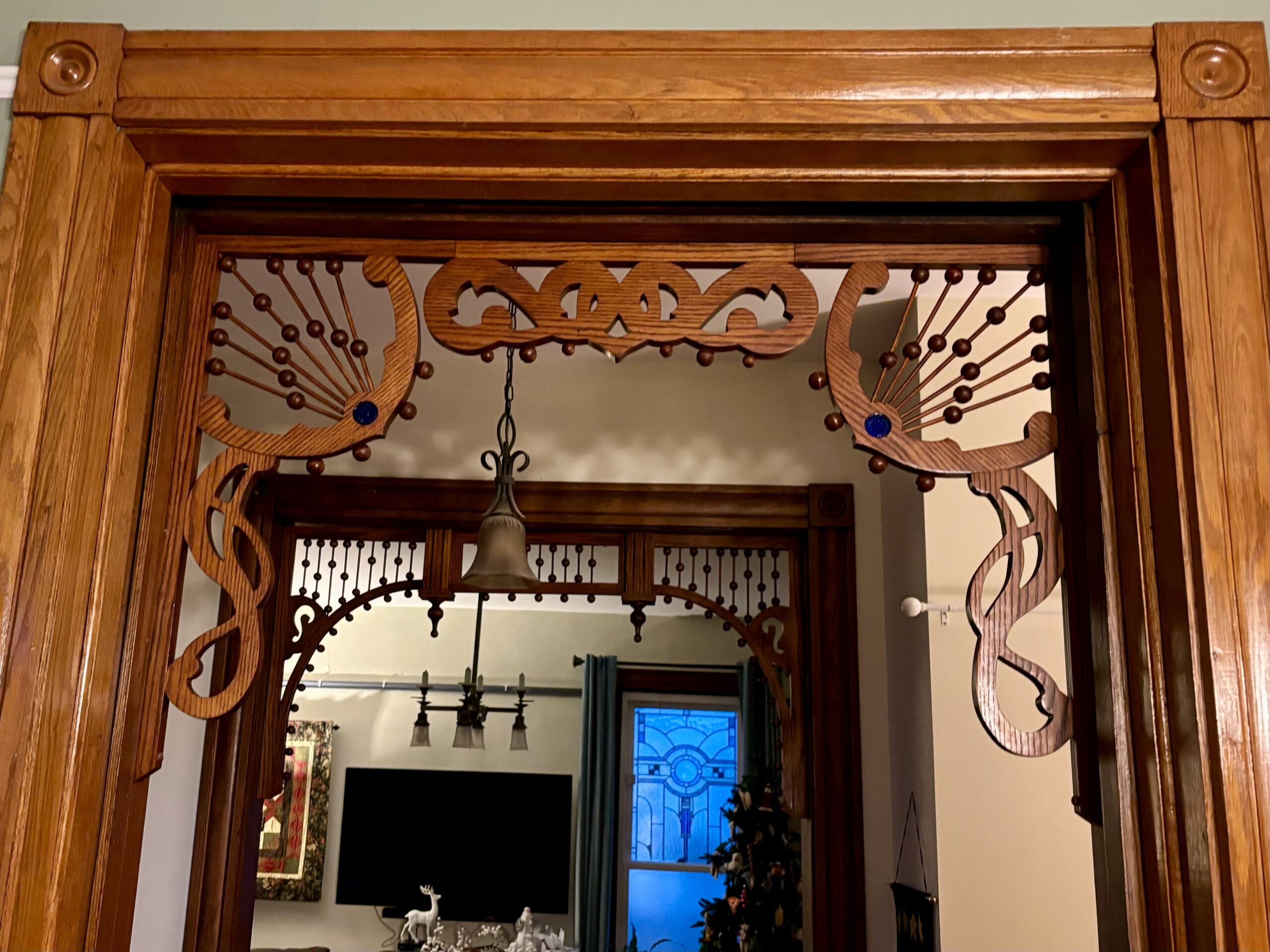 Art Nouveau Victorian Corner Fan Set