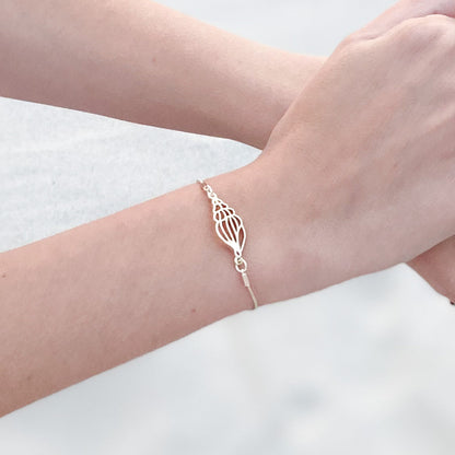 marco island collection single tulip shell adjustable bracelet