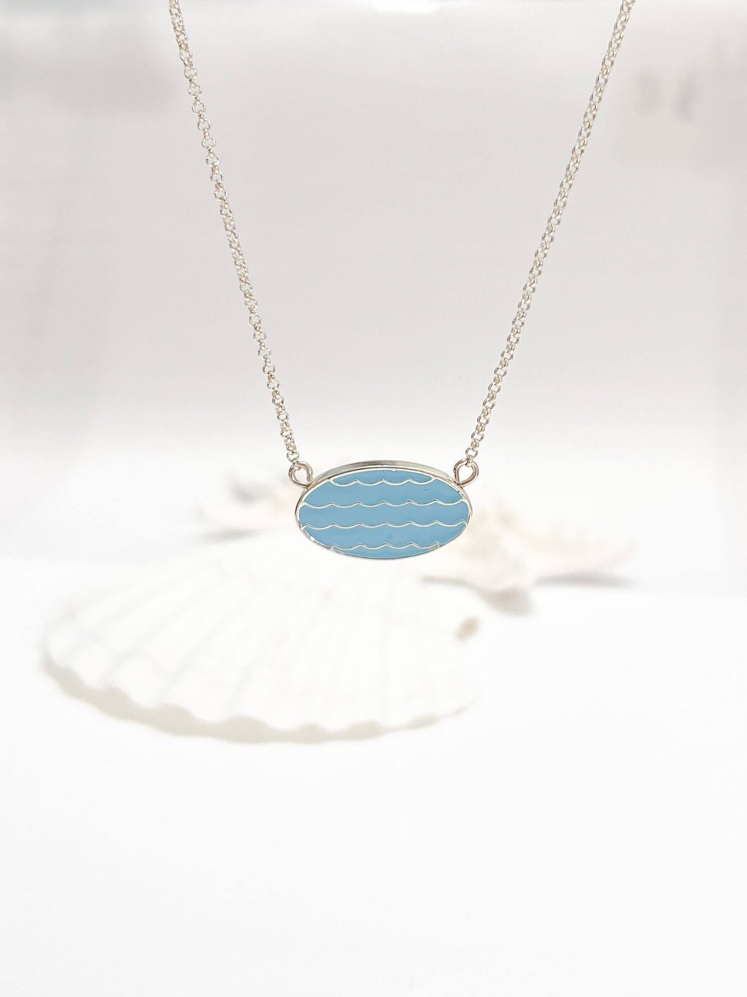 wave necklace gold