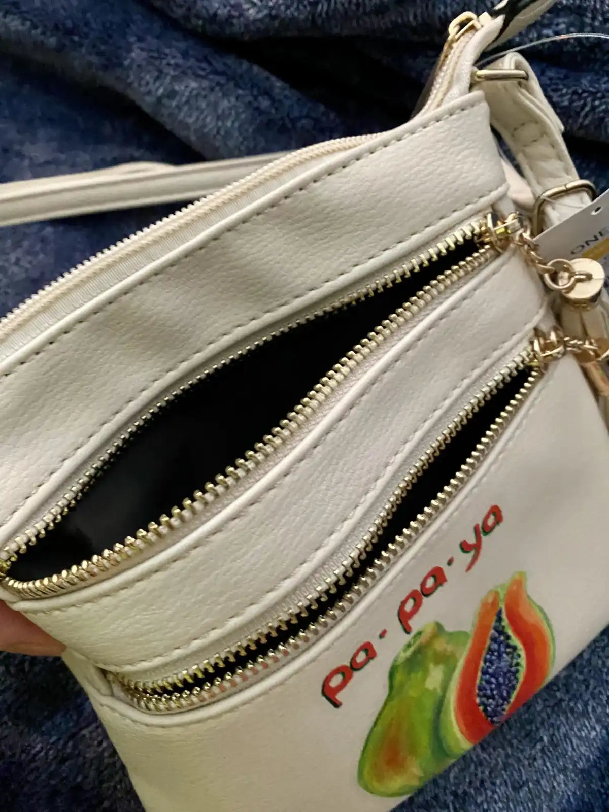 Tropical painted purse: "Man.Go &amp;amp; Pa.Pa.Ya"
