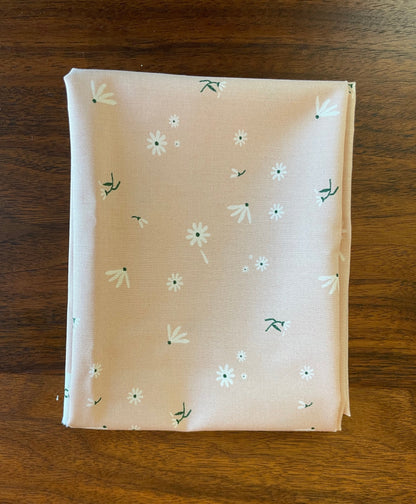 Fat Quarters Tossed Daisies Meadow Organic Poplin