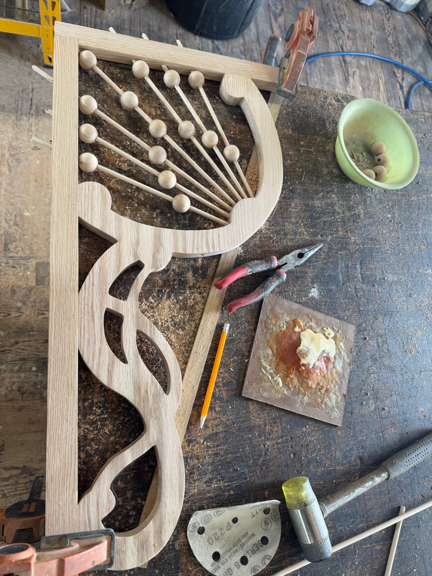 Art Nouveau Victorian Corner Fan Set