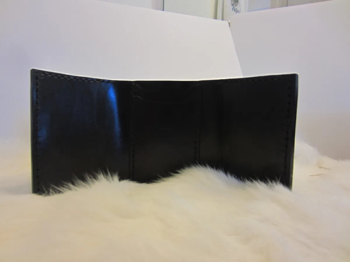 Trifold Wallet with Six Card Pockets - Cowhide