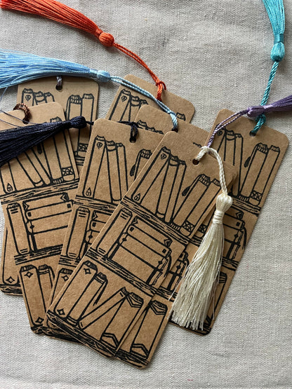 Fill-In Bookmark for The 14 Books Challenge (Bookshelves Version)