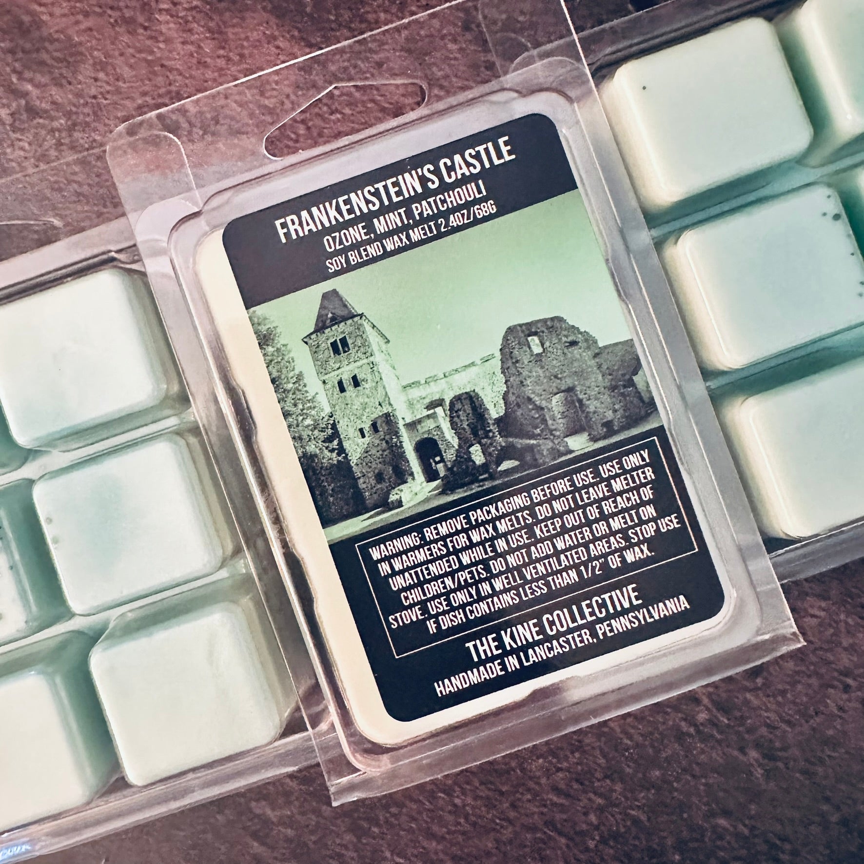 haunt-girl-summer-made-to-order-wax-melts-coconut-pool-sugared-banana-the-kine-collective