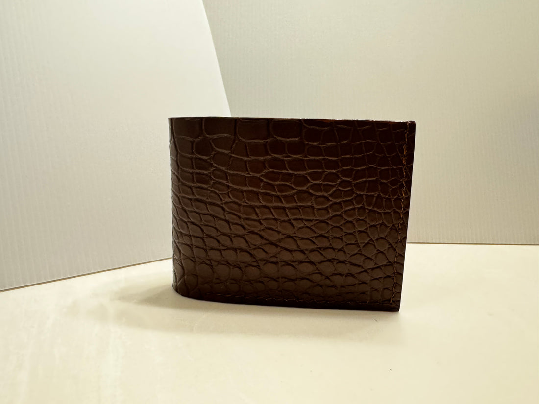 Alligator Bifold Wallet with Cowhide Lining