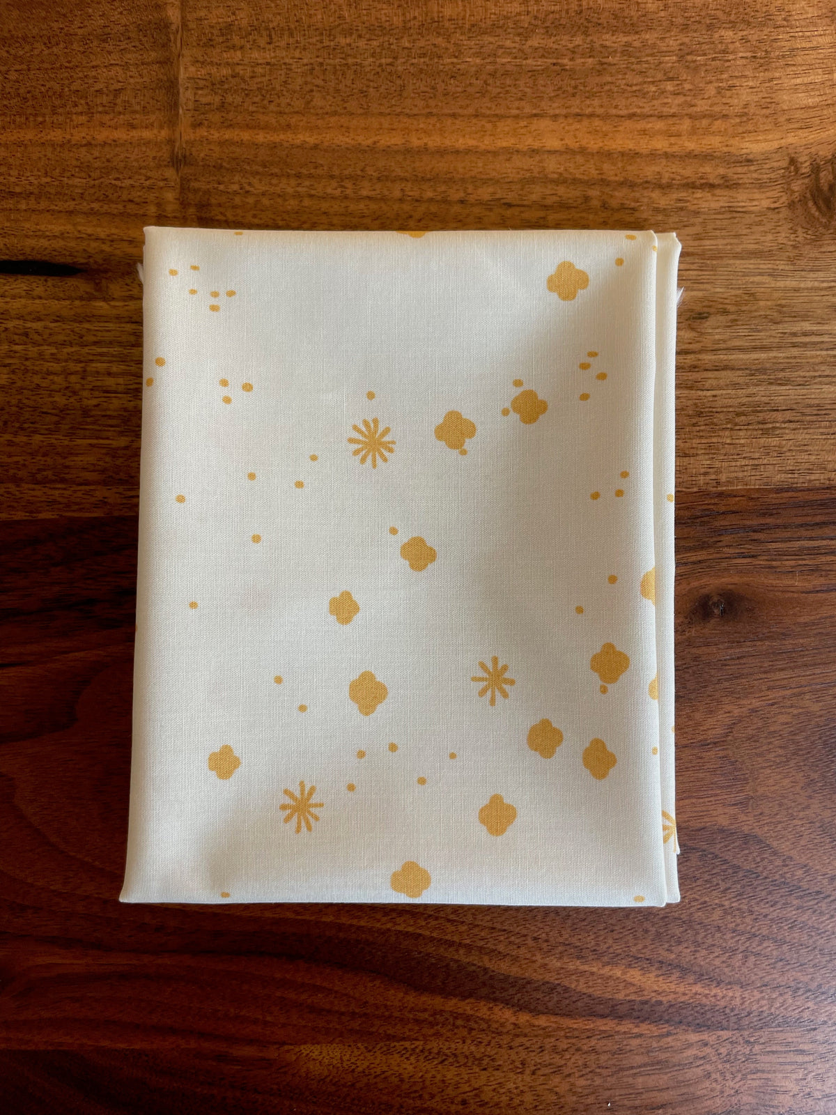 Cloudy Parchment Organic Poplin Fat Quarters