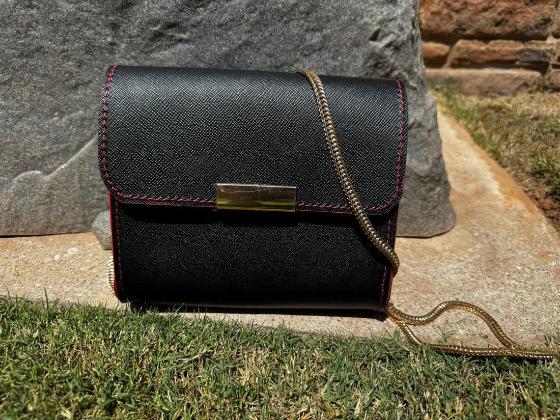 Designer Italian Black and Red Leather Purse with Gold Chain and Magnetic Closure