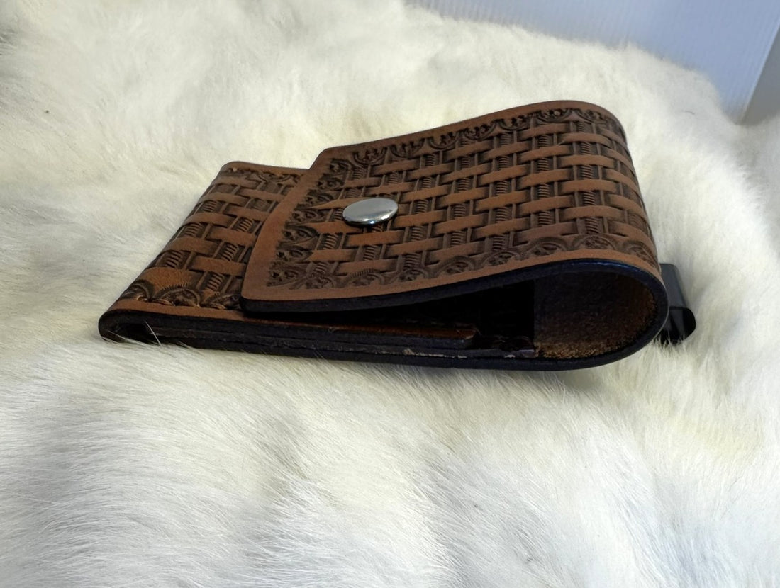 Clip On Wallet with Snap Closure