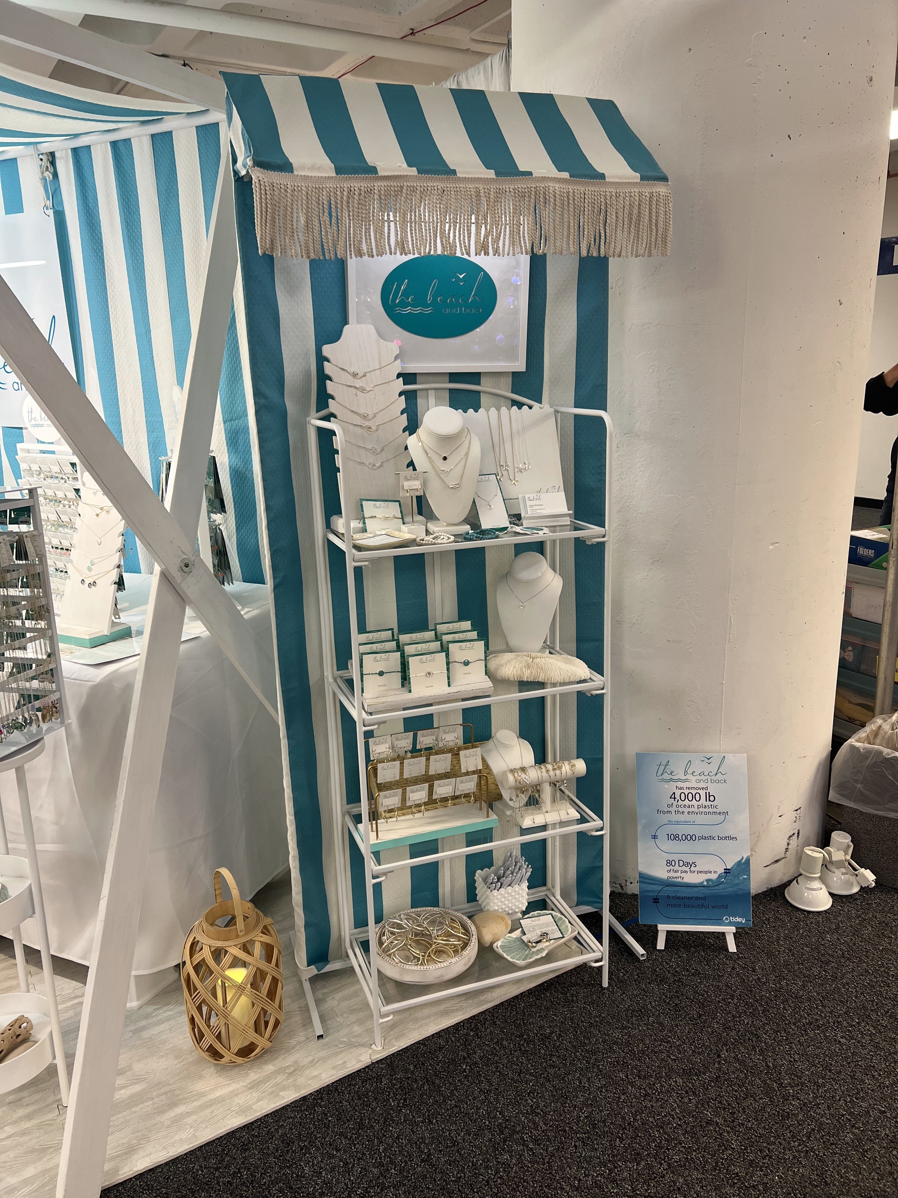 mini-cabana in-store presentation