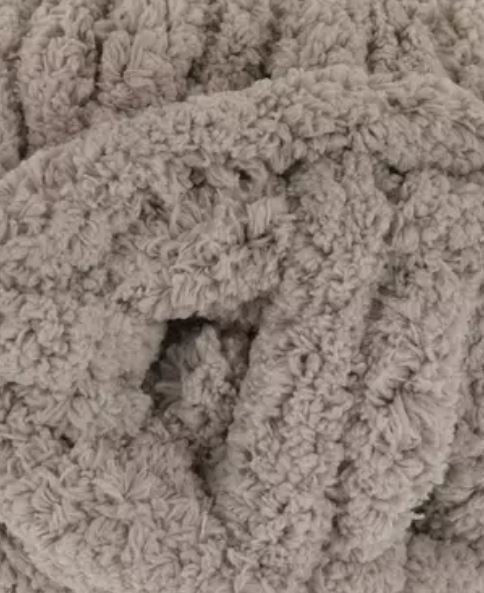Solid Color Chunky Blanket - Regular Knit - Large (50x70in)