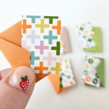 MICRO NOTES - 8 TINY NOTECARDS + 8 COORDINATING, NON-SEALING, TINY ENVELOPES