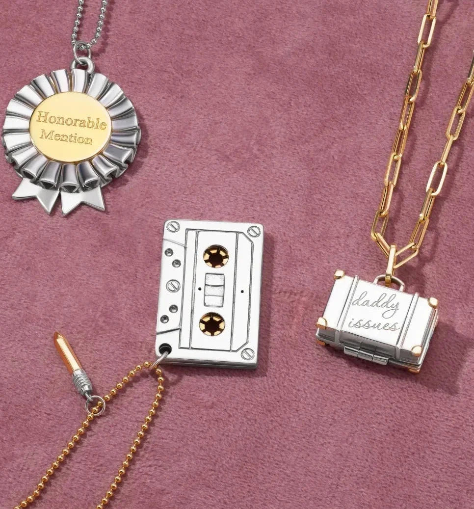 Silver Emotional Baggage Locket