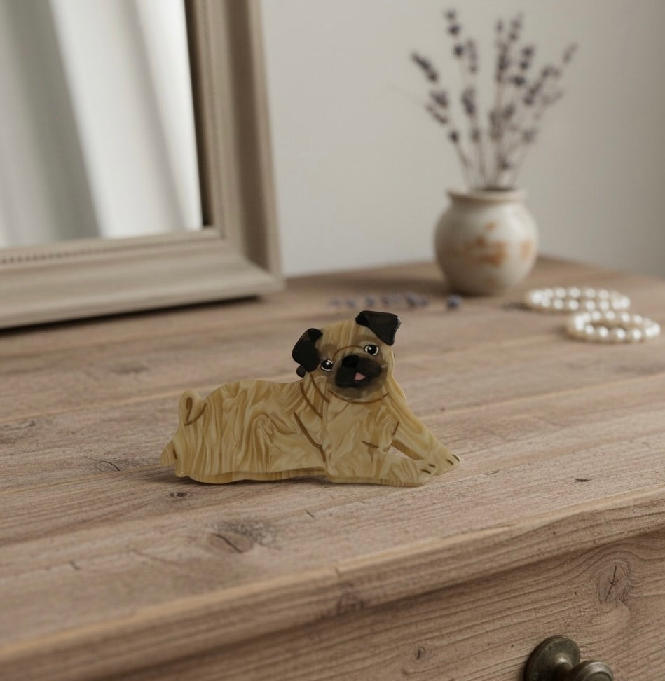 Pug Hair Claw