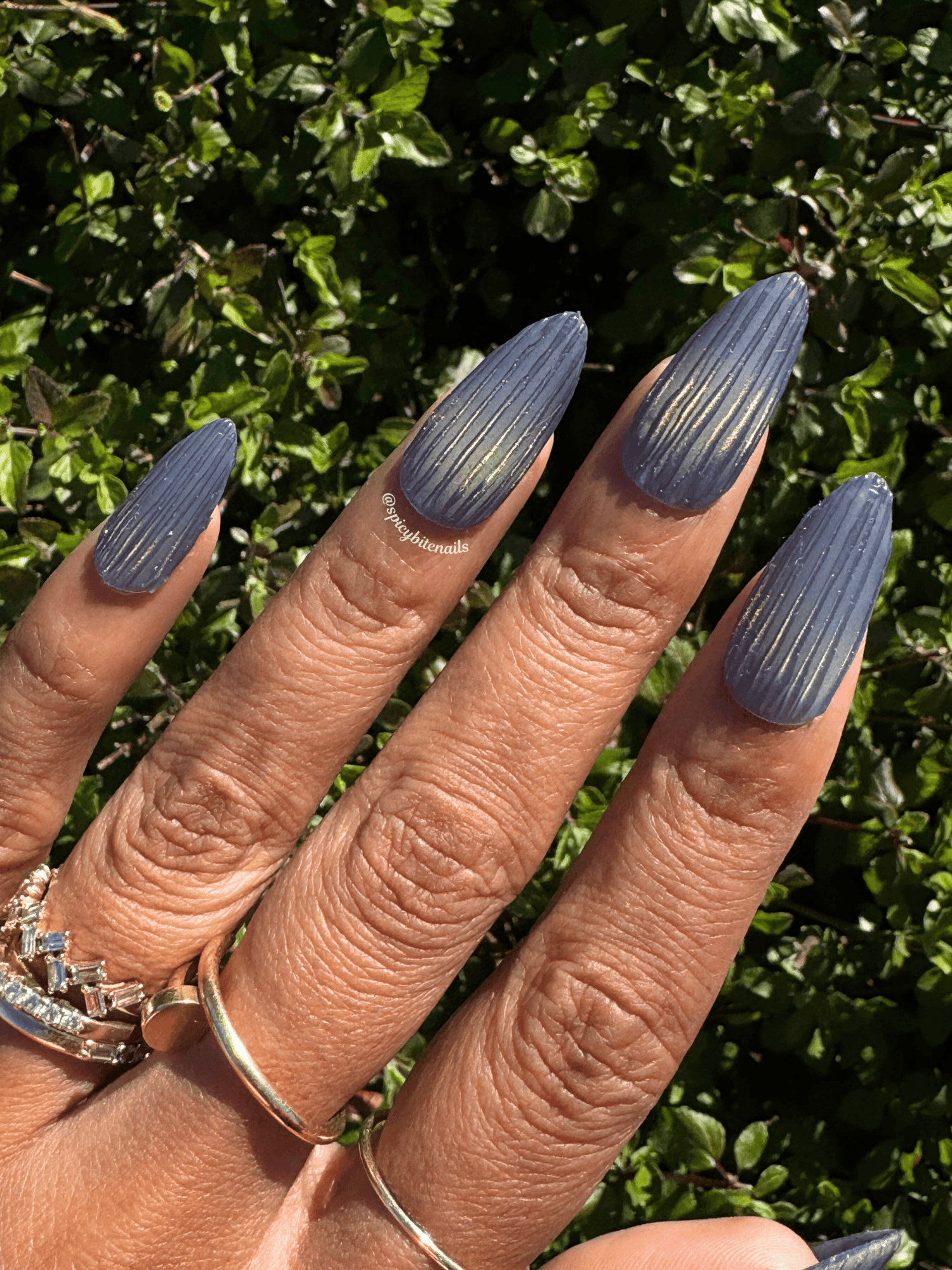 Baccarat Bleu - Blue and Gold Cat-Eye Fluted Glass Press-On Nail Extensions 10pcs