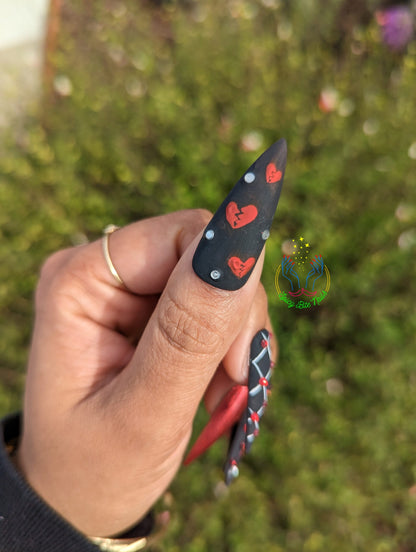 Broken Hearts Club - Broken Heart Black and Red Anti-Valentine&