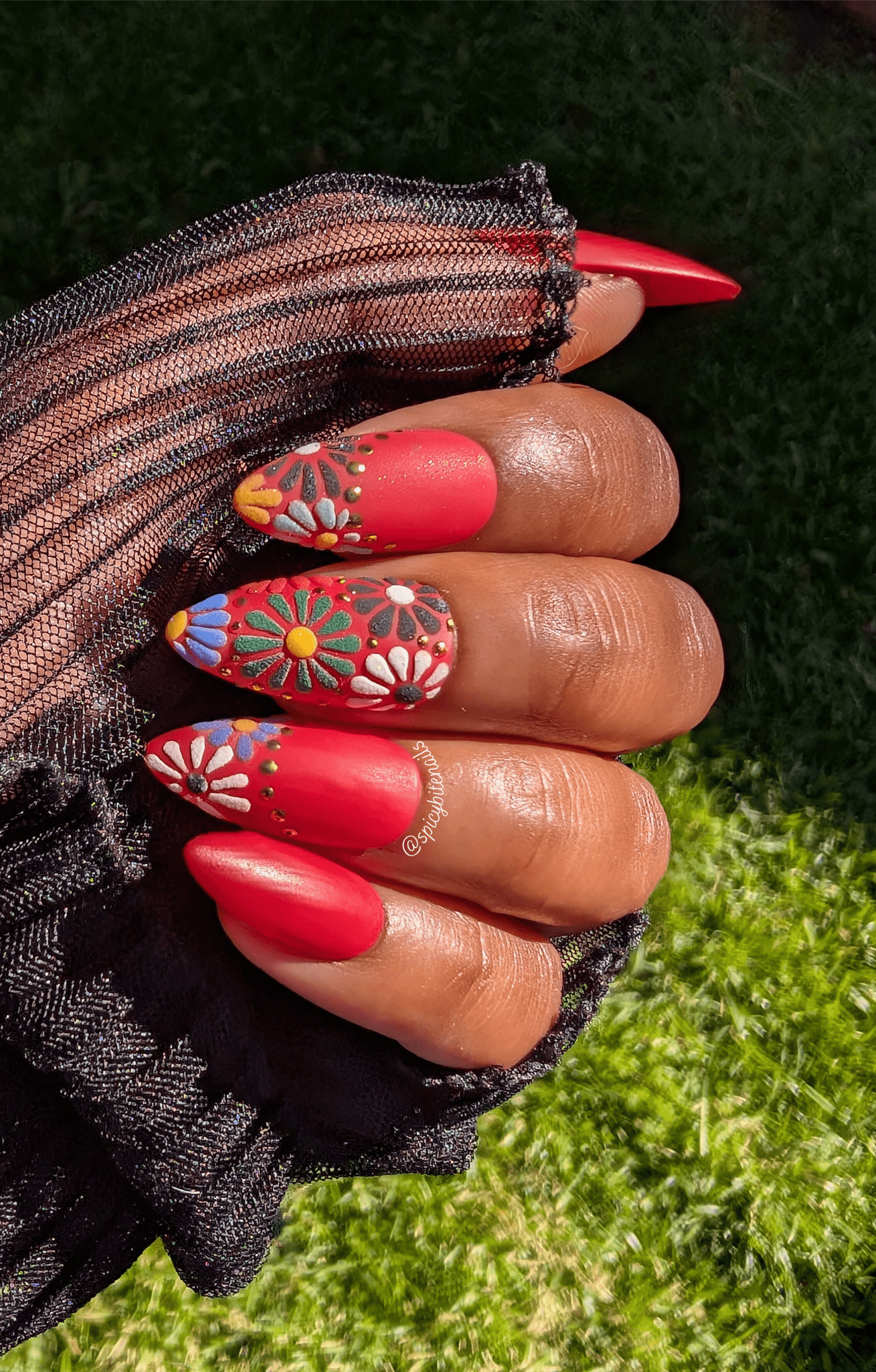 Cazuela de Barro - Brick Red 3D Flower and Gold Chrome Mexican False Press-On Nail Extensions 10pcs