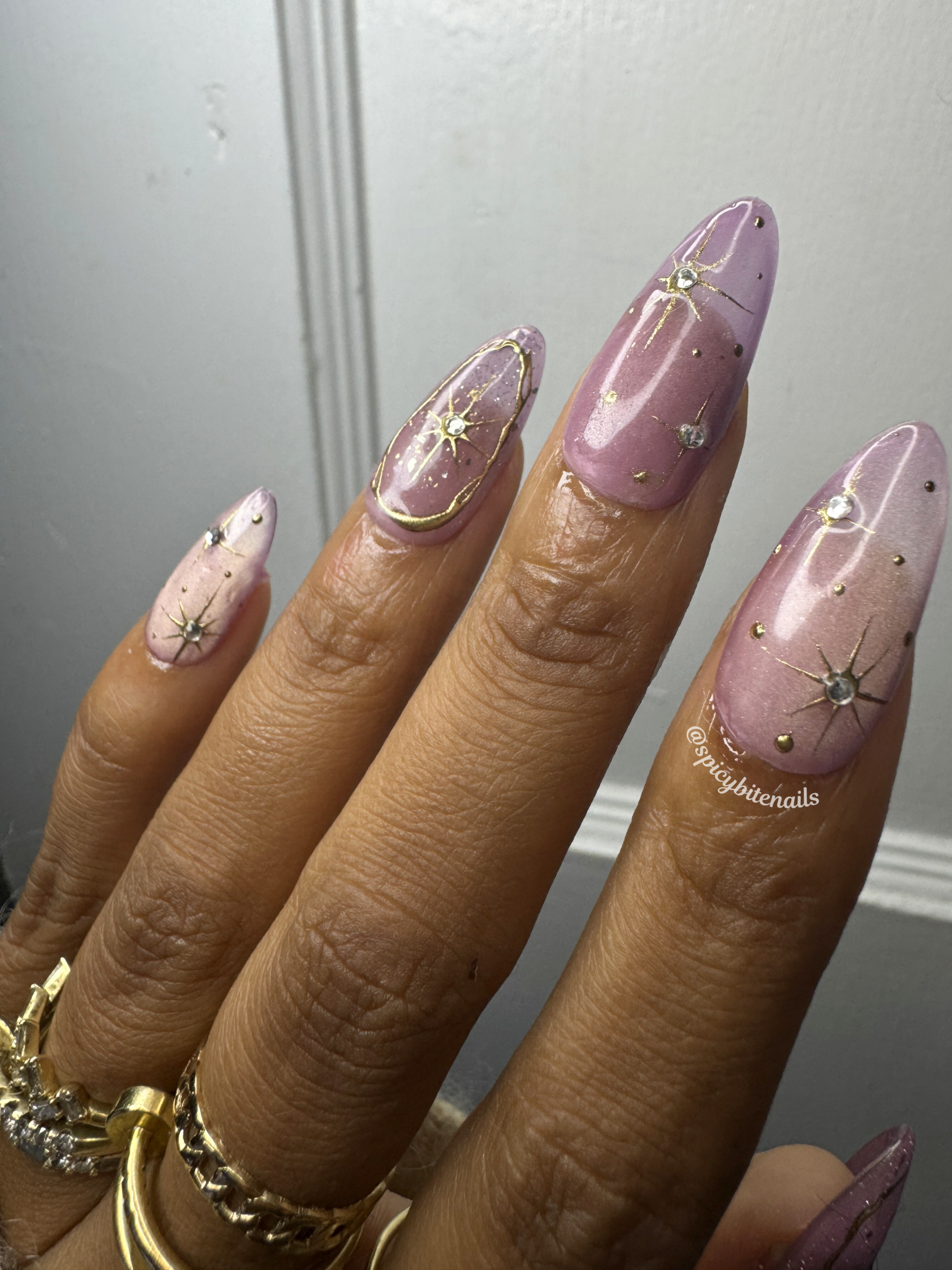 Celestial Blush - Mauve Pink Cat-Eye Gold Chrome Star Press-On Nail Extensions 10pcs