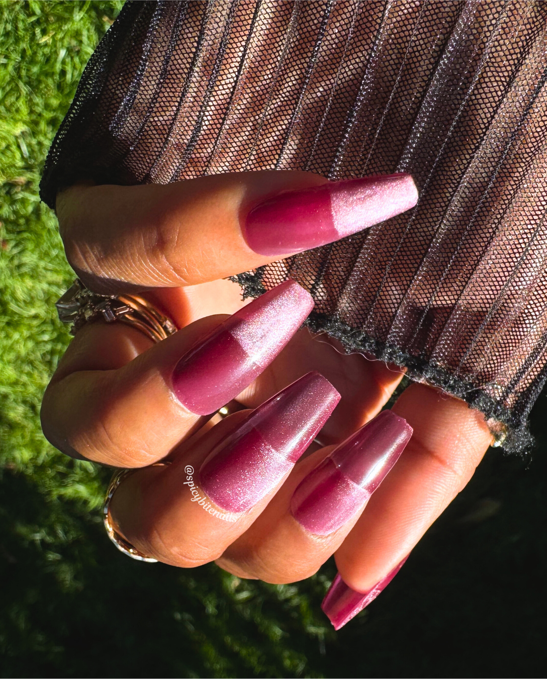 Crimson Veil - Burgundy Velvet Cat-Eye Press-On Nail Extensions 10pcs